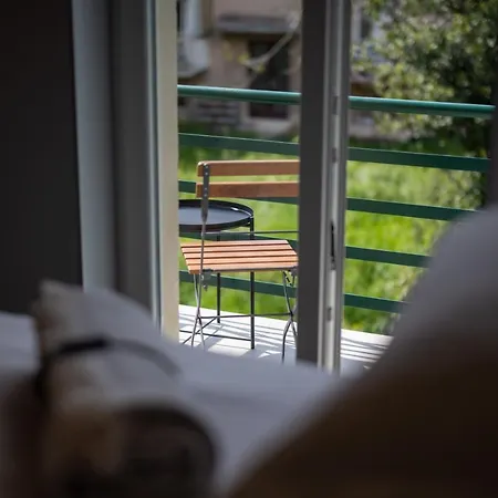 West Coast Deluxe Couette-café 4*