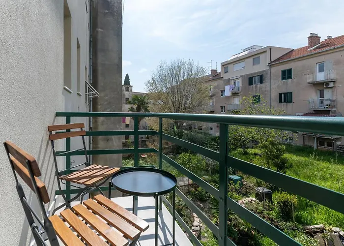 West Coast Deluxe 4*