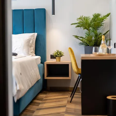 West Coast Deluxe Bed & Breakfast Split